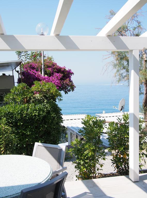 Appartamenti La Spiaggetta Deiva Marina Exterior foto